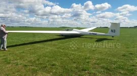 A teen glider pilot who