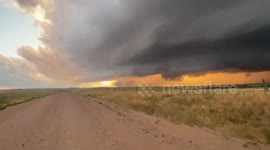 Massive supercell cloud forms over eastern Wyoming
