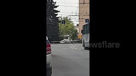 Ukraine: Bus with hostages onboard seen from a distance