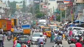 Busy streets as lockdown eased in Chennai, India