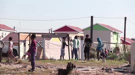 Residents waiting for social housing in Cape Town build houses on vacant land