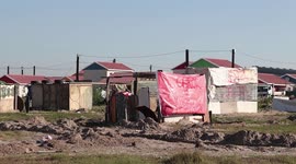 Racial tensions amongst land invaders in Cape Town