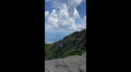 Mid day at cliff tops Mt LeConte .
