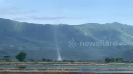 Waterspout forms across lakes in Taiwan