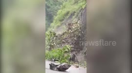 Colossal landslide leaves road obstructed in northeastern India