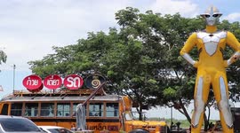 Scrap school bus recycled and turned into noodle restaurant in Thailand