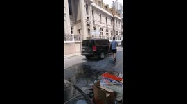 Macron visit to Gemayzeh and he faced protesters