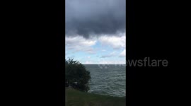 US: Waterspout Spotted Off Lake Erie, Ohio 3