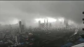 India: Footage Of Apocalyptic Downburst During July Storm In Mumbai