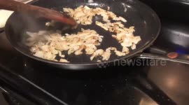 US woman born without arms can eat with chopsticks and play the cello