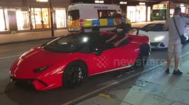 Two Lamborghini Stopped By Police in Sloane Street