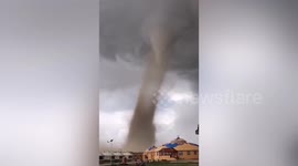 Huge tornado hits northern china, injuring 33