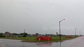 Lighting from severe thunderstorm 'Derecho' in Iowa