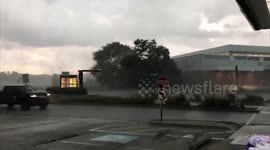 Powerful storms sweep through Chicago area, causing tornado warning