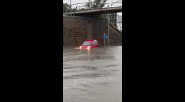 Scotland motorists stranded as they attempt to drive through deep floodwater
