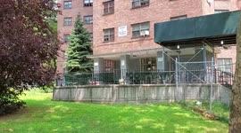 Man shot at 234 sands st Vinegar hill Brooklyn NY