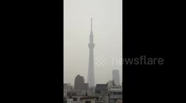 Japan: Lightning Strikes Tokyo Skytree Tower 2