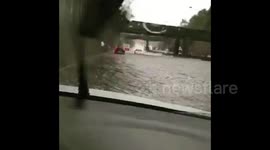 South London suffers flash floods after heavy thunderstorms