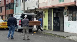 Forensic team extracts possible COVID from house in Quito, Ecuador