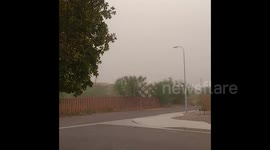 US: Dust Storm Sweeps Across Arizona