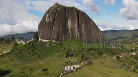 Piedra de guatape en el