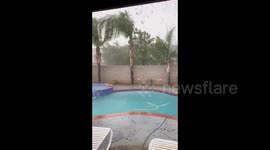 US: Severe Thunderstorm Brings Pea-Sized Hail To Southeastern California 3