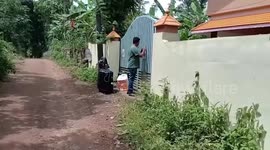 Wife refrains from letting her US-returned husband inside house fearing coronavirus in southern India