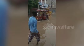 Heavy rain causes flooding in New Delhi
