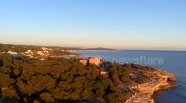 Hospital abandonado en un rincón de la costa de Tarragona