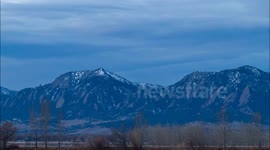 Early Morning Flatiron View from Coot Lake Colorado  4.3