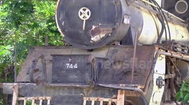 Vintage Locomotive Gets New Colours