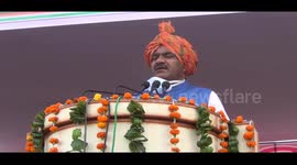 Deputy Commissioner Sujan Singh unfurled National Flag, Lee Parade Salute, Social Institutions and other Corona Warriors honored at District Level Independence Day celebrations, paying tribute to martyrs by paying floral chakra at Shaheed Smarak Google अन