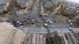 Crazy 12 Lane roundabout in Paris