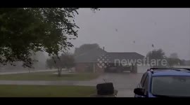Strong winds and rain as category 4 Hurricane Laura approaches Louisiana