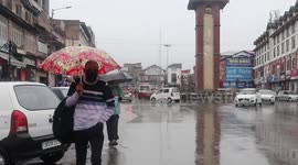 Heavy rainfall in Kashmir, National highway blocked due to landslide