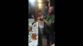 A virtuoso performance by disassembling an instrument