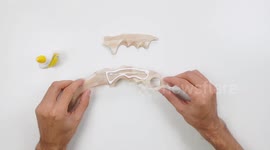 Vlogger makes small curved knife out of POPSICLE sticks