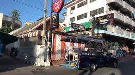Bars shuttered in Thai tourist destination as COVID-19 destroys income