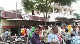 India crowds ignore social distancing as Covid-19 cases increase