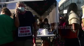 Los comerciantes del Rastro se vuelven a manifestar enfrente del Ayuntamiento y piden una nueva reunión
