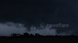 Apocalyptic-looking skyline hovers over Ontario, Canada