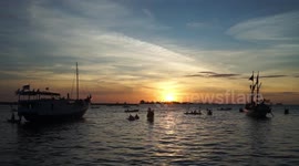 The atmosphere of the sunset on Losari Beach, Makassar