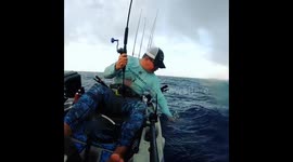 Missed Fish - Tail Grab Fail