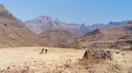 Cathedral Peak trip in Drakensberg 200905-1