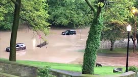 Severe thunderstorms in Ohio floods the roads of Cleveland