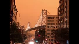 US: Hazy Orange Skies In Bay Area Due To Wildfires 4