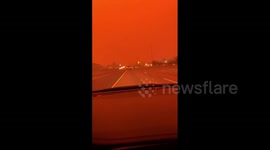 Apocalyptic-like red skies in Oregon