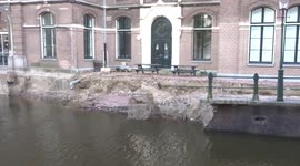 Amsterdam's famous canal walls are collapsing