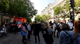 Yellow vests rally in downtown Paris for a protest