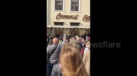 Police detain protesters during rally in Minsk